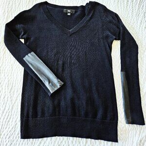 Mossimo Black V-Neck Long Sleeve Ribbed Sweater
